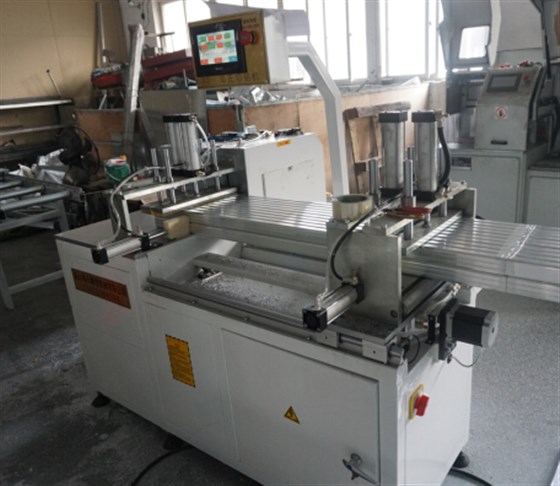 铝材切割机 铝材切割机