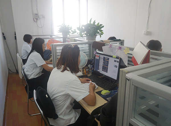 网销部一角-邓氏