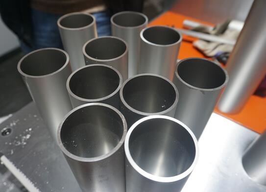 【广西】铝管专用切割机选择分离式切铝机光滑无毛刺，客户即刻“行动”了