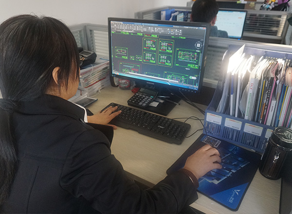 设计部一角-邓氏